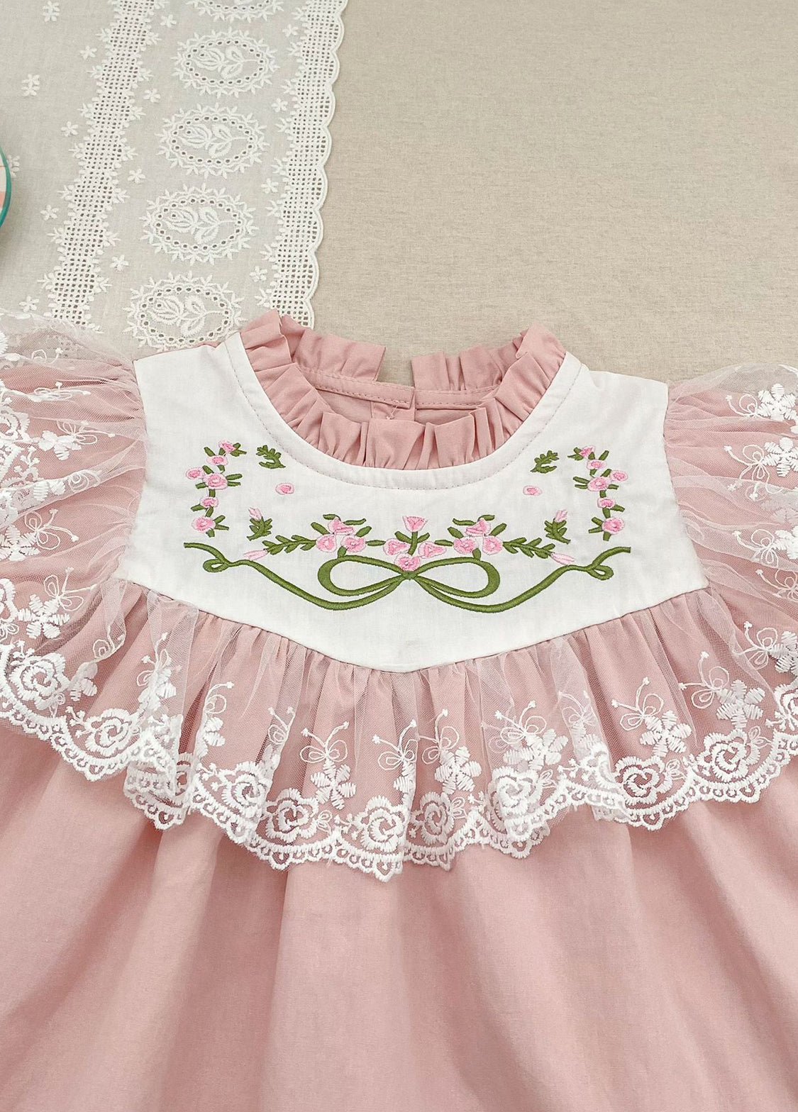Girls Sweet Retro Floral Embroidered Lace Dress