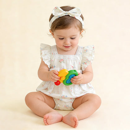 Baby's Summer Clothes
