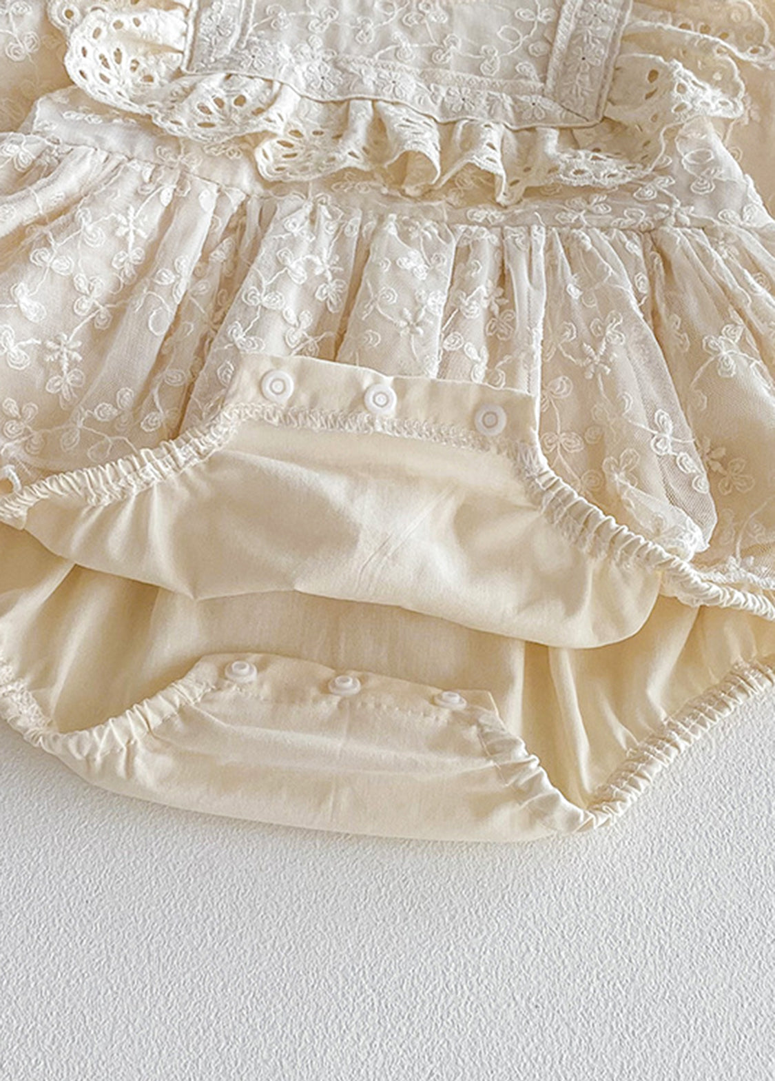 Baby Sweet Lace Trim Long-Sleeved Romper With Headband