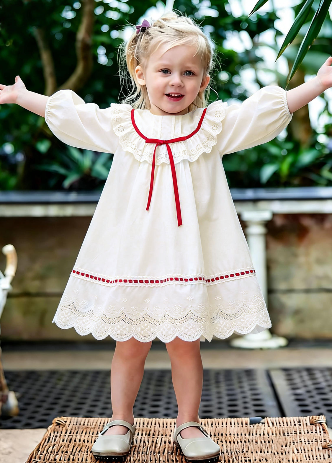 Girls Sweet Lace Ruffle Dress